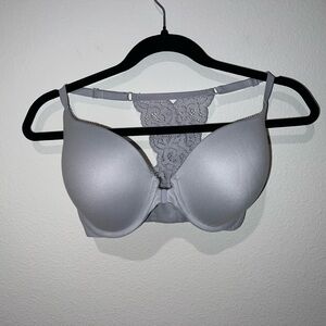 Victoria's Secret Soft Gray front clip Push up bra Size 32DDD